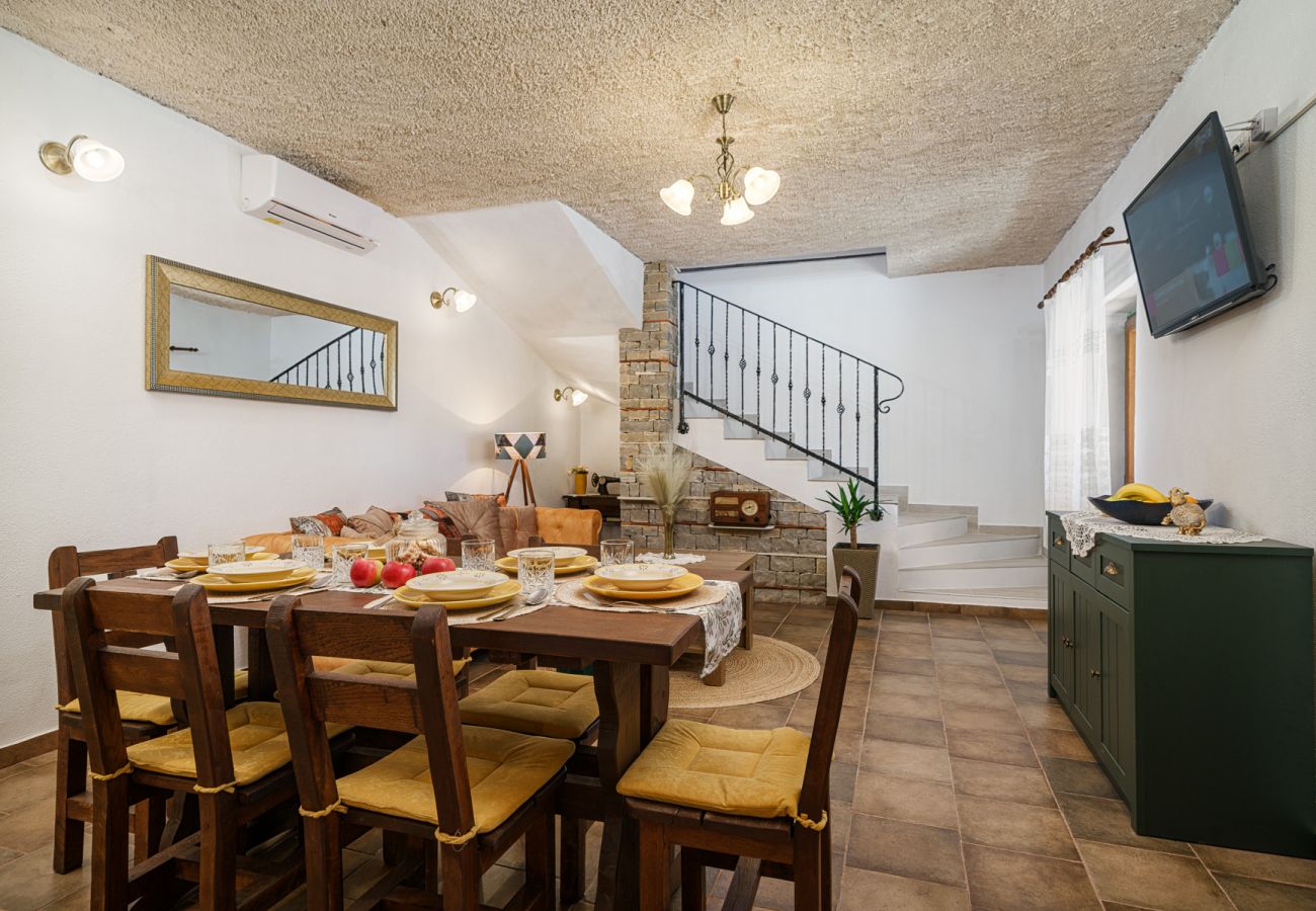 House in Stankovci - Poolincluded - Villa Malou