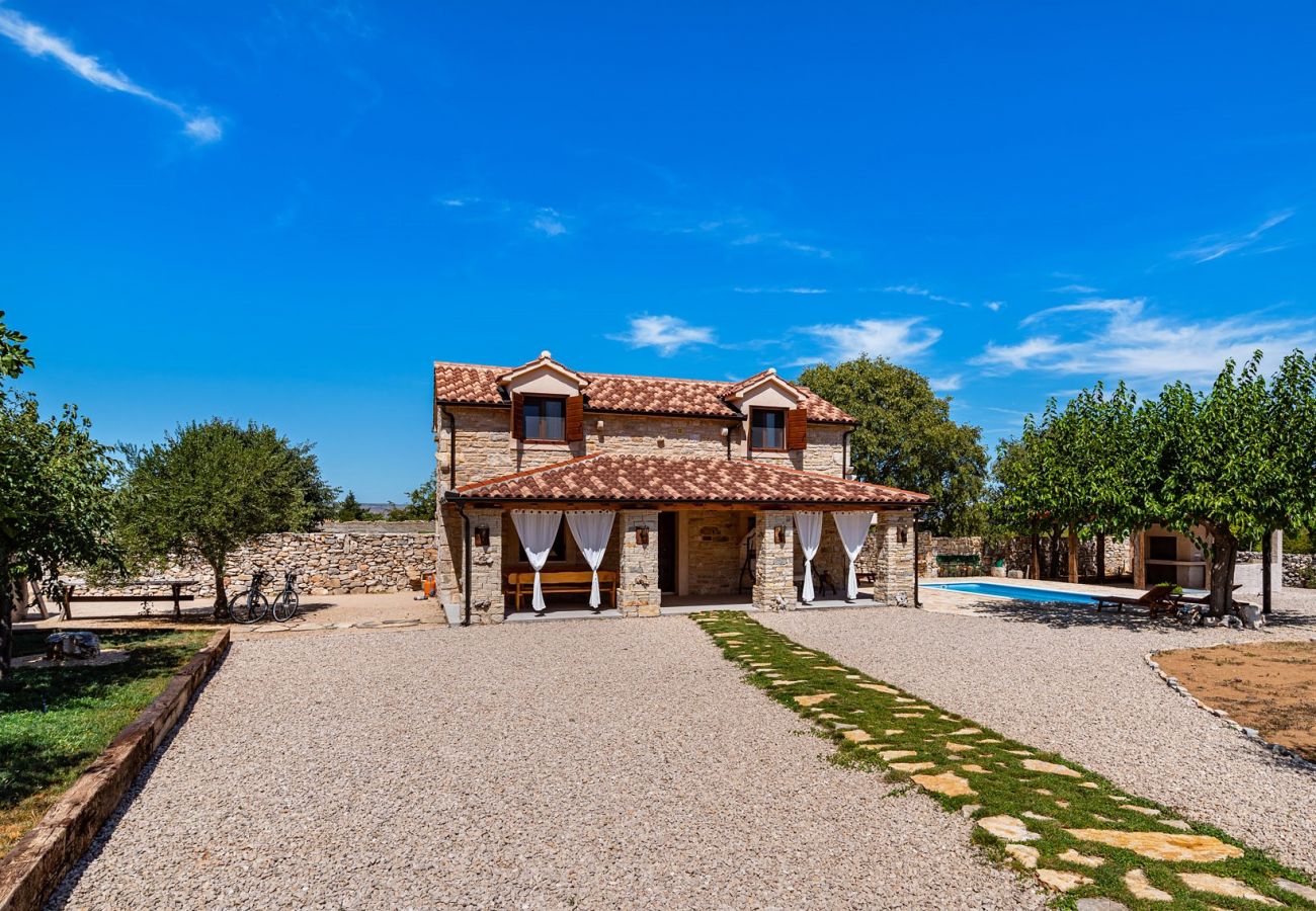 House in Stankovci - Poolincluded - Villa Malou