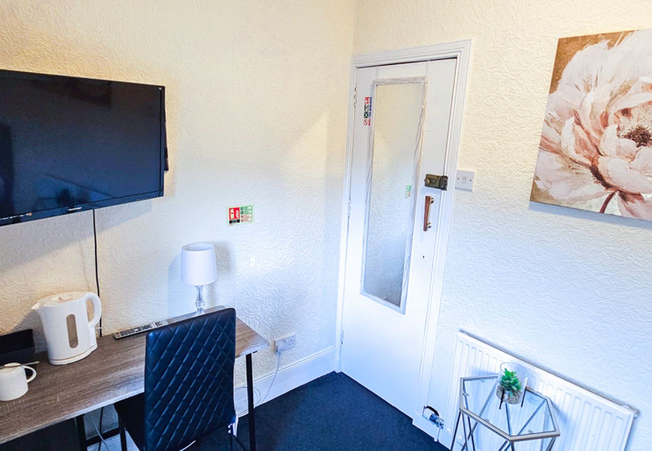 Rent by room in Inverness - mySTAYINN Telford Guest House Room 2