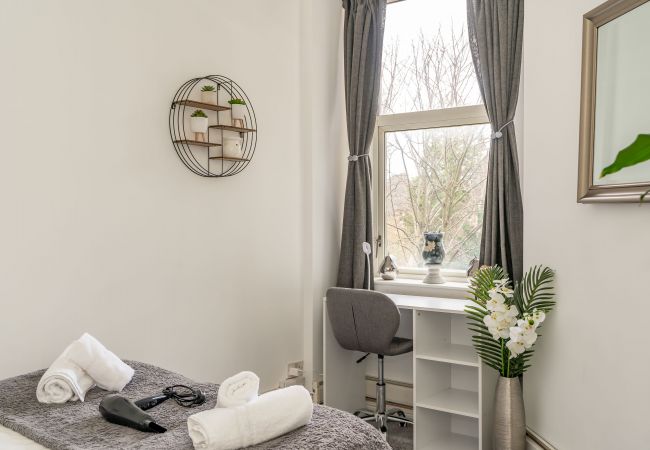 Apartment in Edinburgh - Charming 1 Bedroom Apartment - Edinburgh 