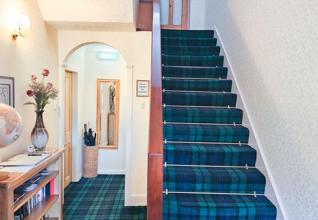 Rent by room in Inverness - mySTAYINN Abermar Guest House | Room 1