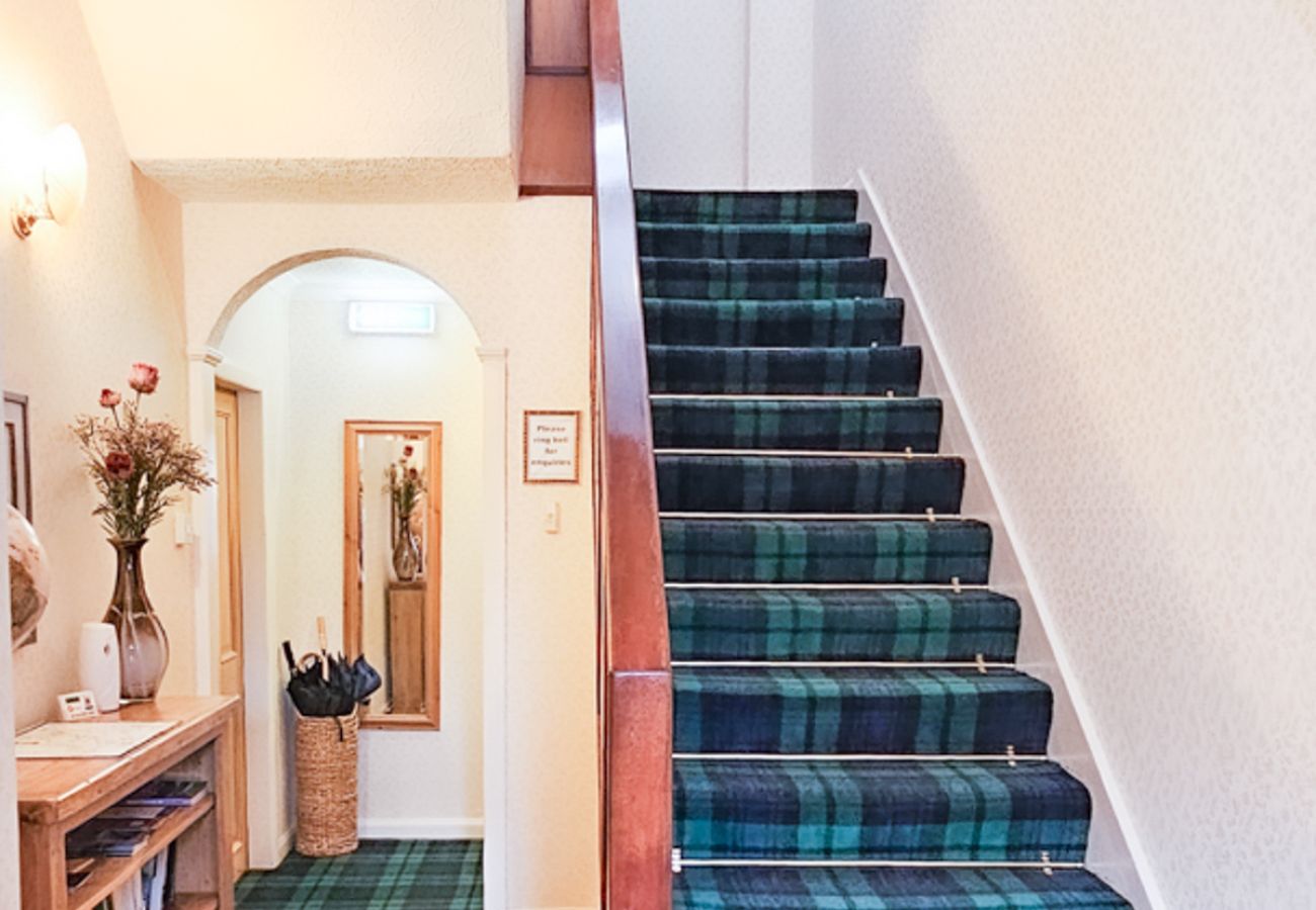 Rent by room in Inverness - mySTAYINN Abermar Guest House | Room 1