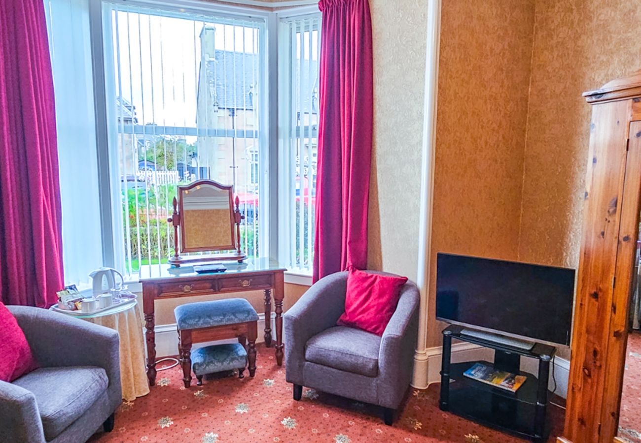 Rent by room in Inverness - mySTAYINN Abermar Guest House | Room 2