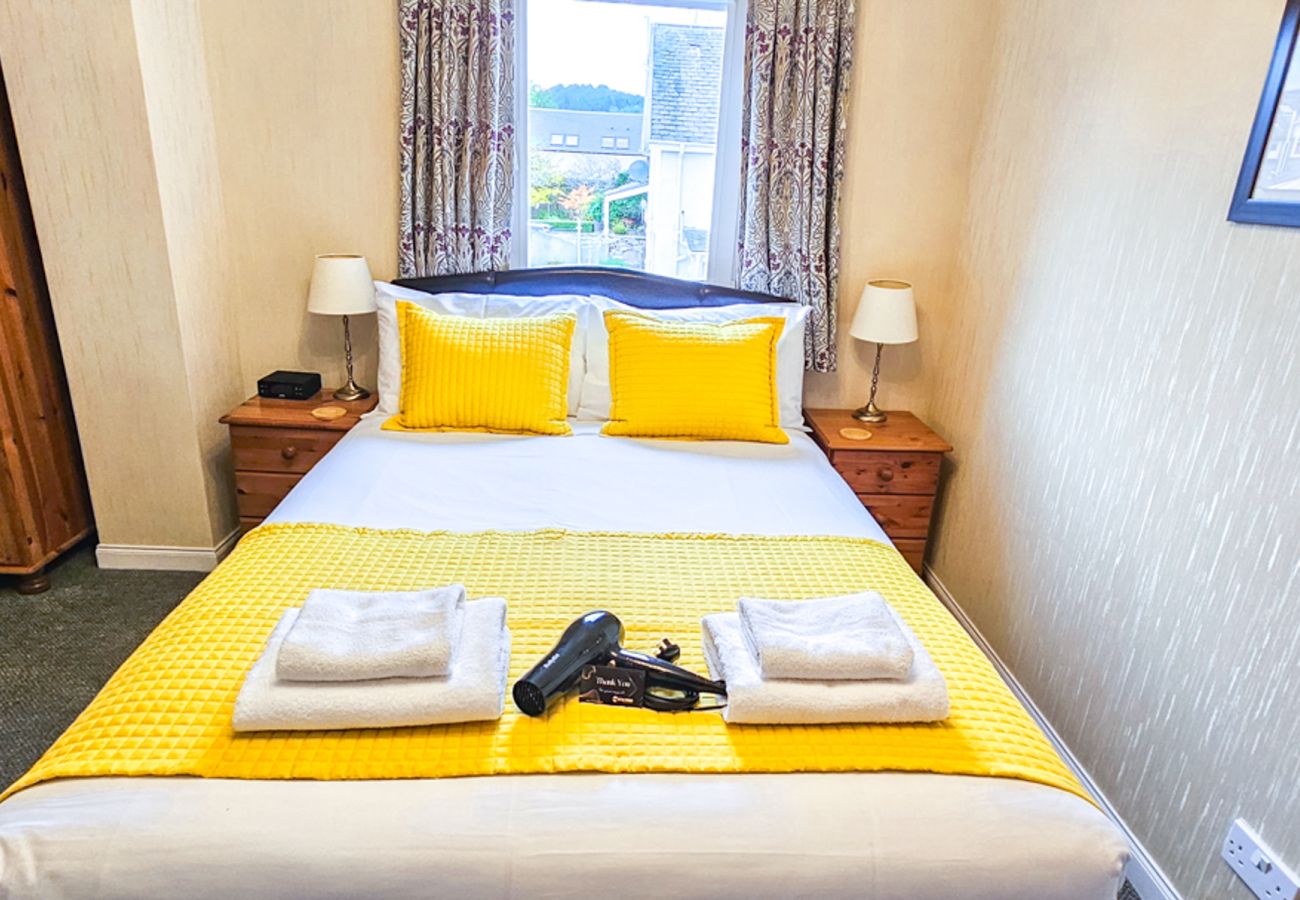 Rent by room in Inverness - mySTAYINN Abermar Guest House | Room 4