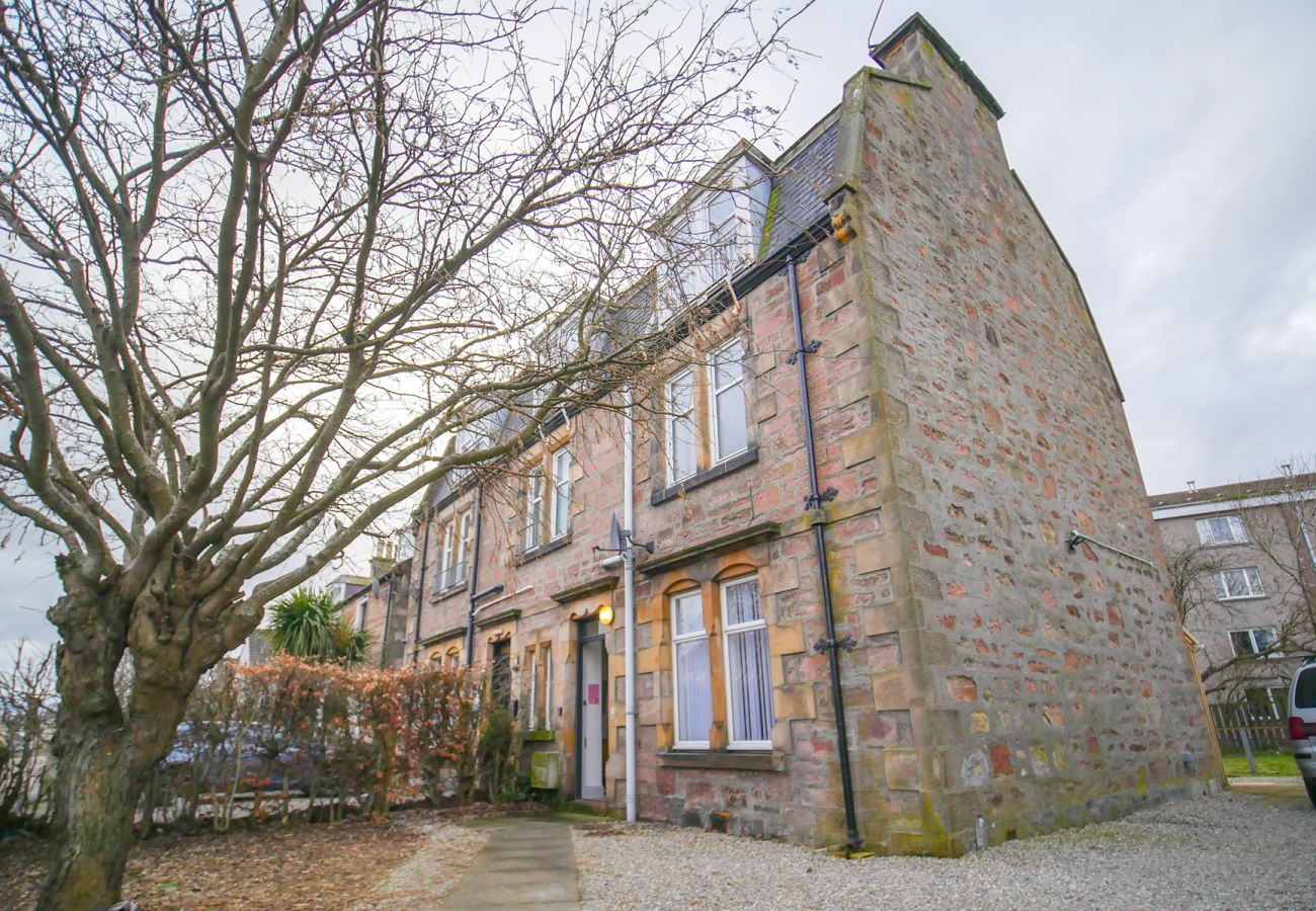 House in Inverness - Telford Rd 5 Bedroom House - Inverness	