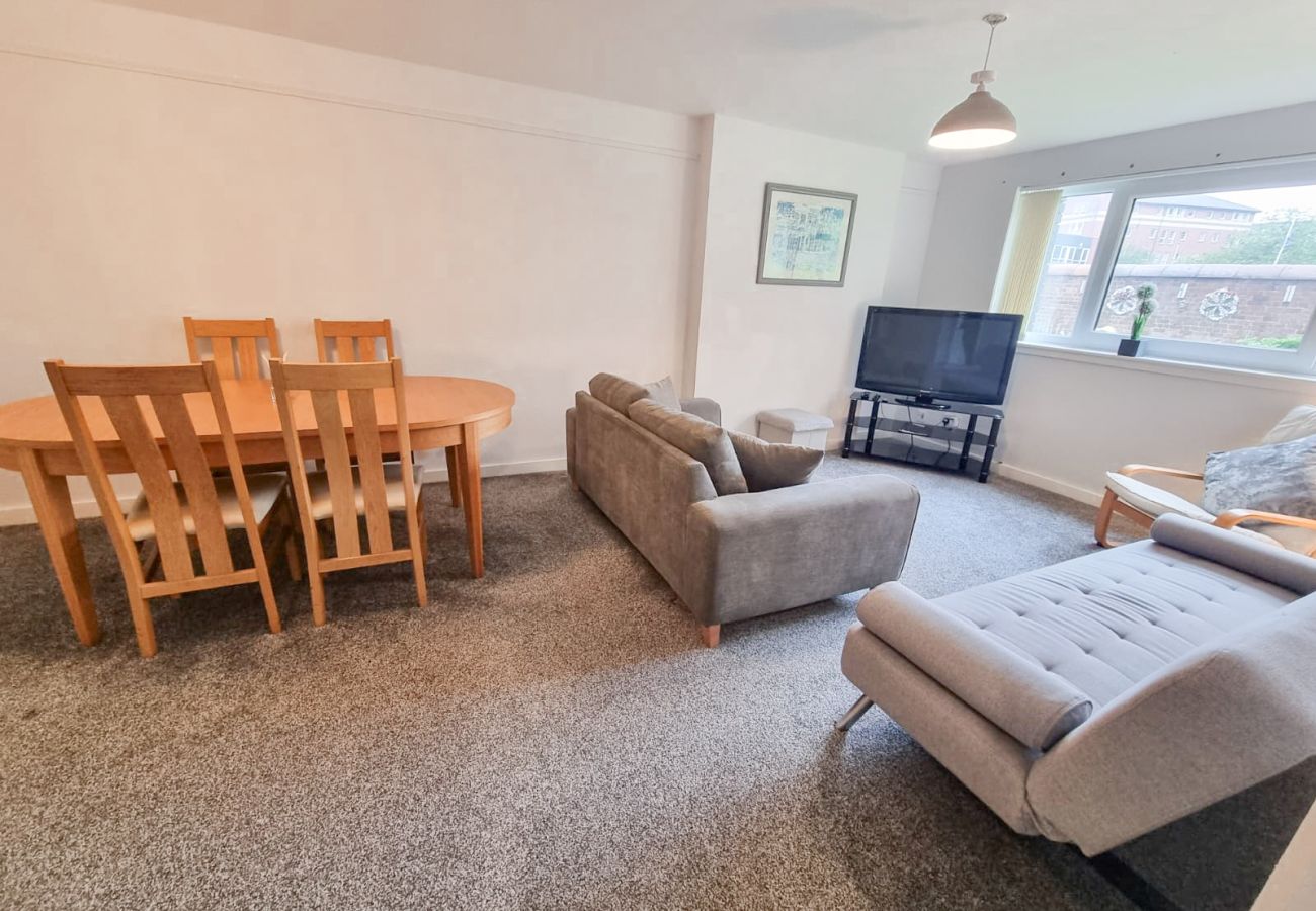 Apartment in Edinburgh - Westfield 2 Bedroom Apartment - Edinburgh 