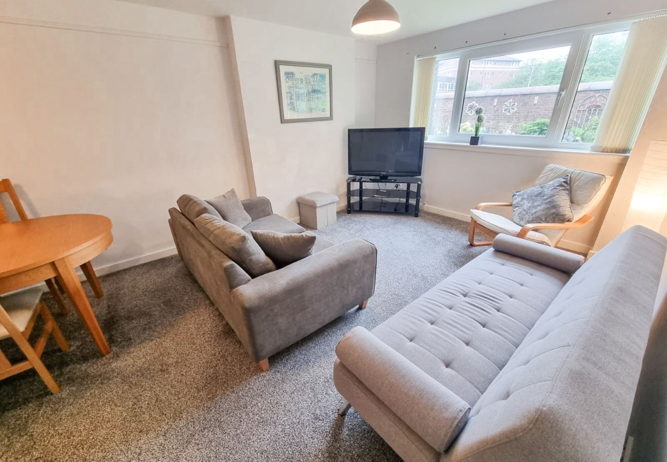 Apartment in Edinburgh - Westfield 2 Bedroom Apartment - Edinburgh 