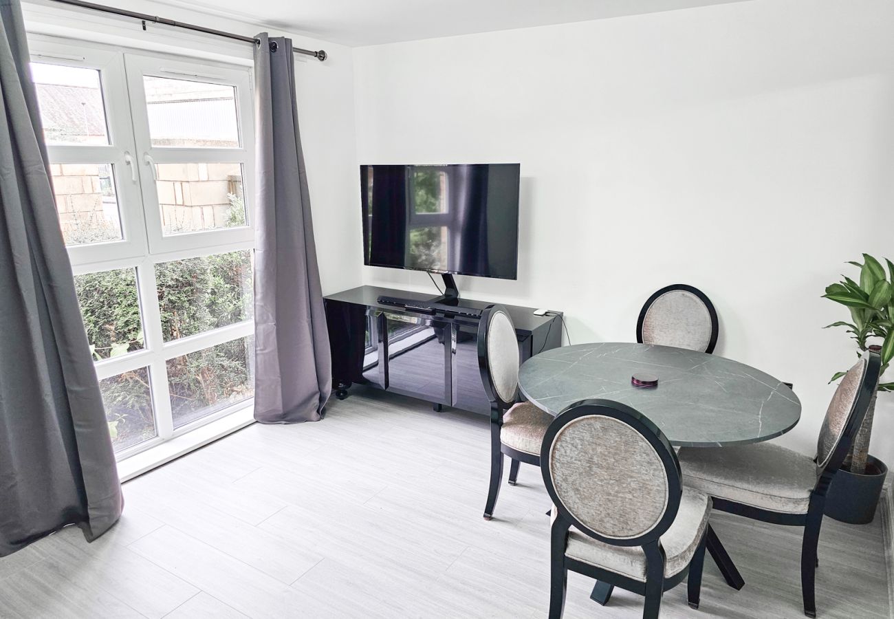 Apartment in Edinburgh - Gorgie 2 Bedroom Apartment - Edinburgh 