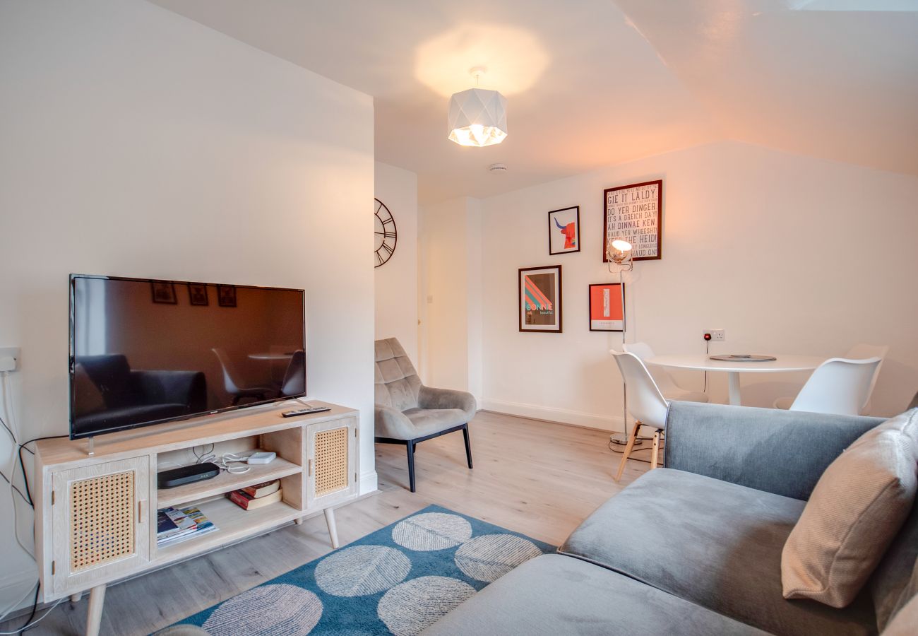 Apartment in Inverness - Comfortable 2-Bedroom Inverness Flat 