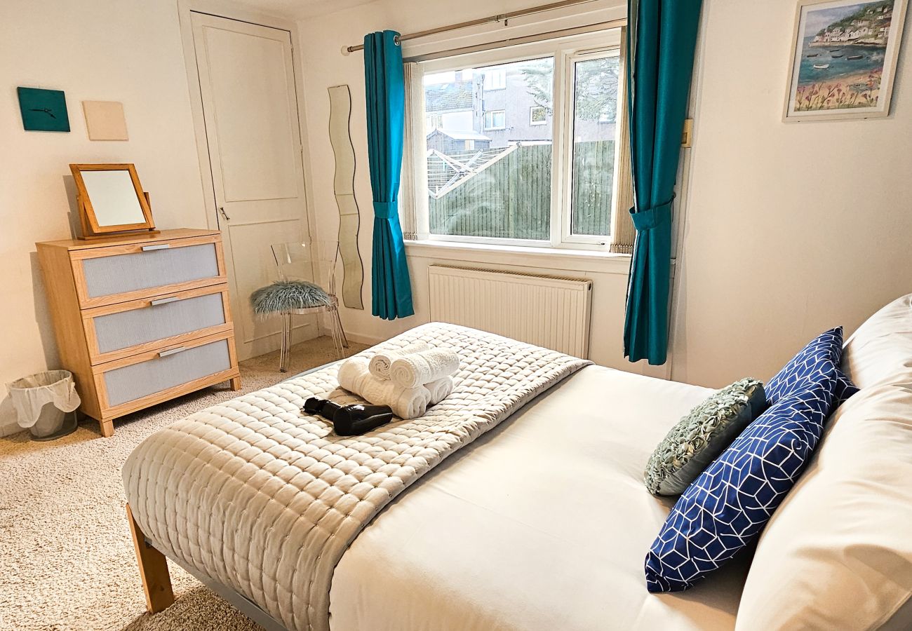 Apartment in Edinburgh - Dochart 3 Bedroom Apartment - Edinburgh