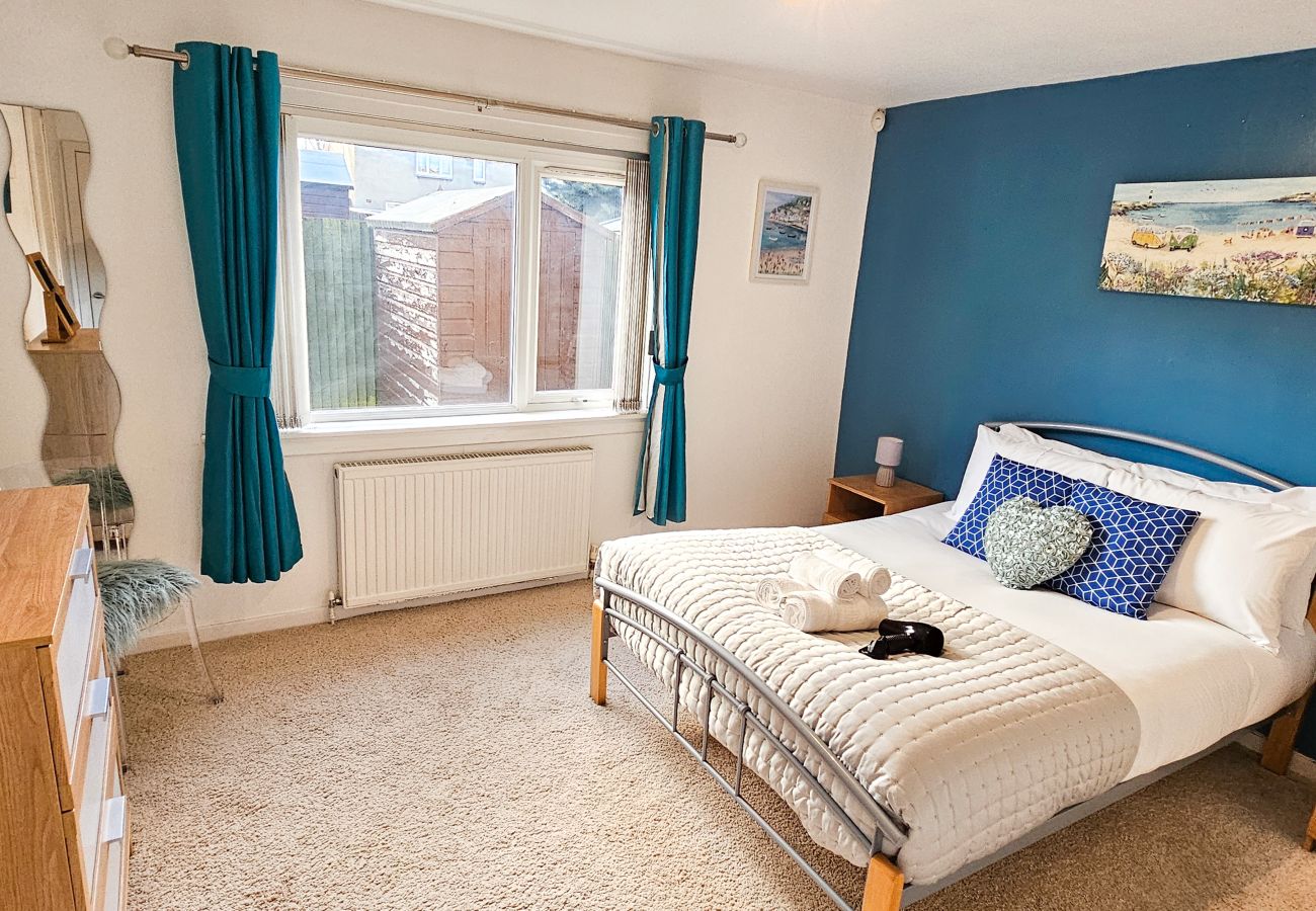 Apartment in Edinburgh - Dochart 3 Bedroom Apartment - Edinburgh