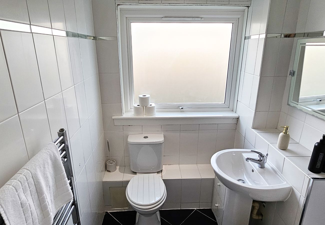 Apartment in Edinburgh - Dochart 3 Bedroom Apartment - Edinburgh