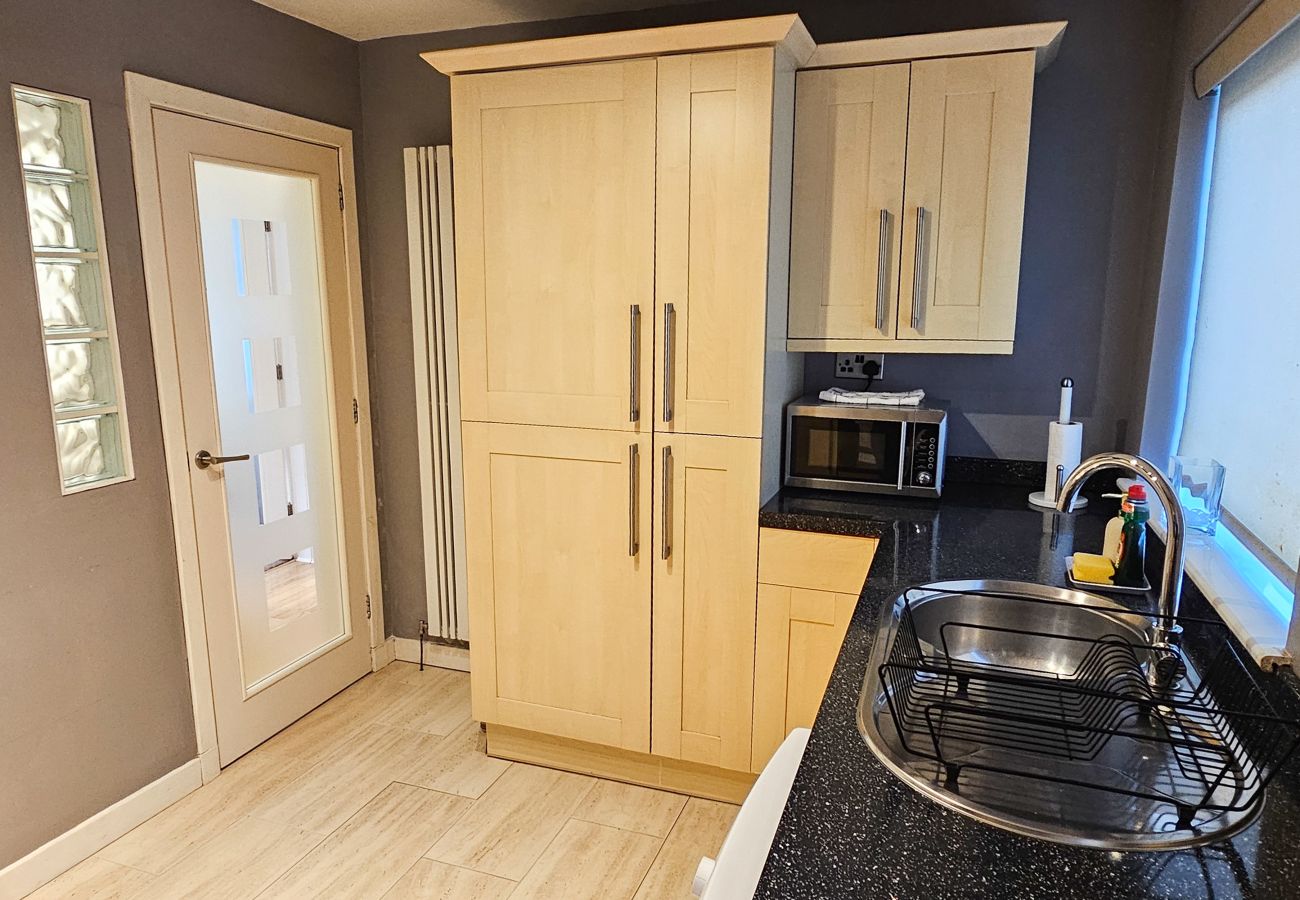 Apartment in Edinburgh - Dochart 3 Bedroom Apartment - Edinburgh