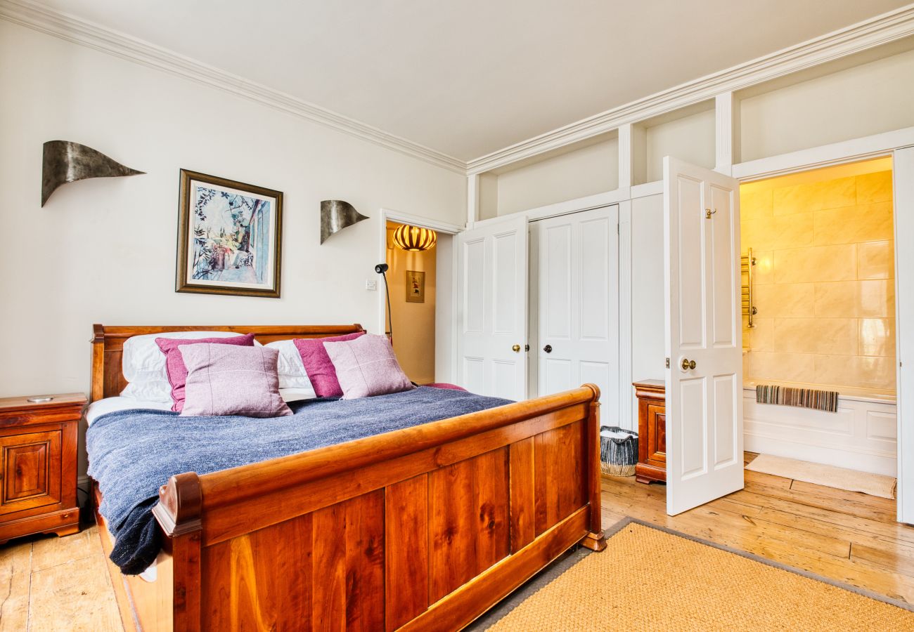 Apartment in Clifton - Clifton Nook - 1 Bedroom Apartment - Bristol	