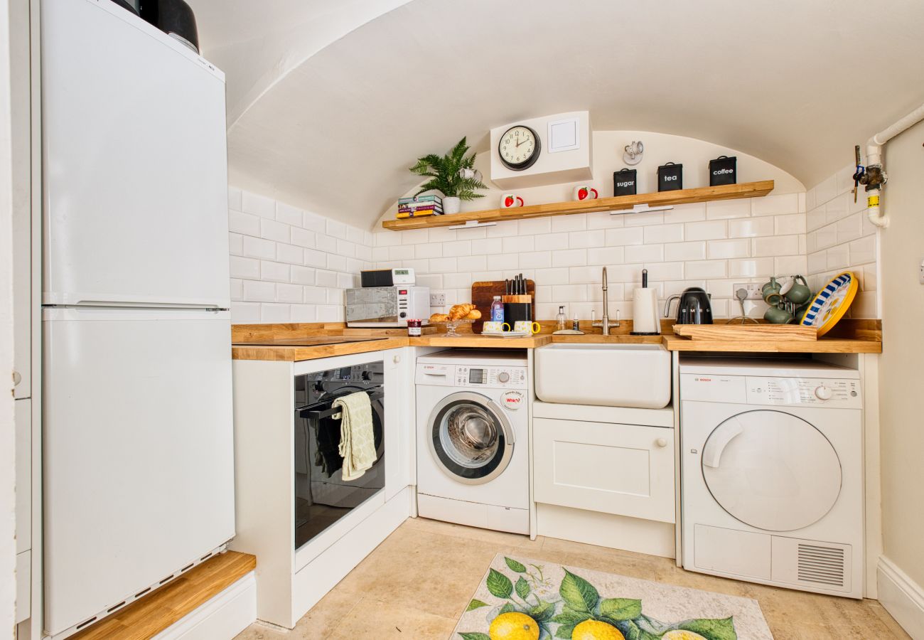 Apartment in Clifton - Clifton Nook - 1 Bedroom Apartment - Bristol	