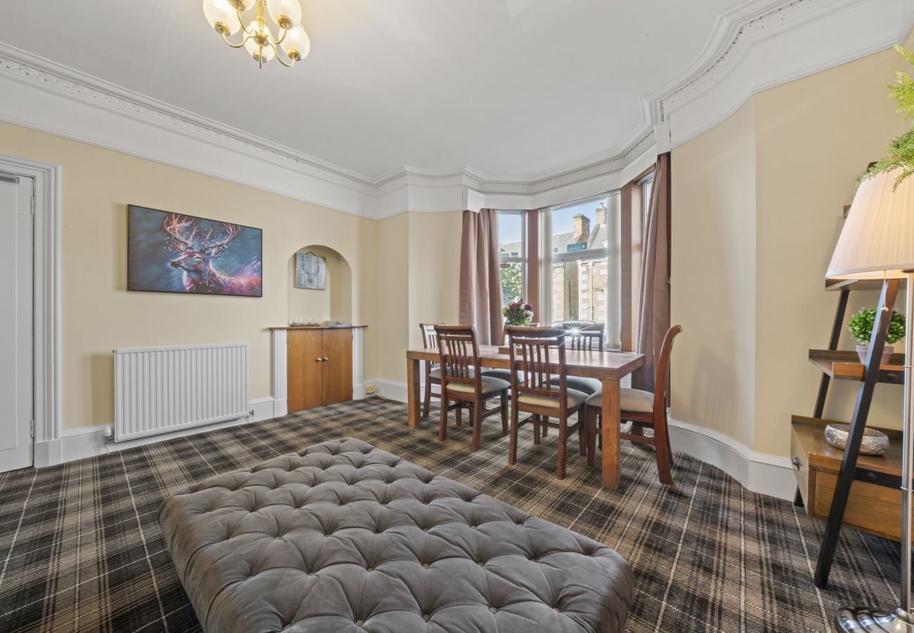 Rent by room in Inverness - mySTAYINN Cedar Villa Guest House - Room 3