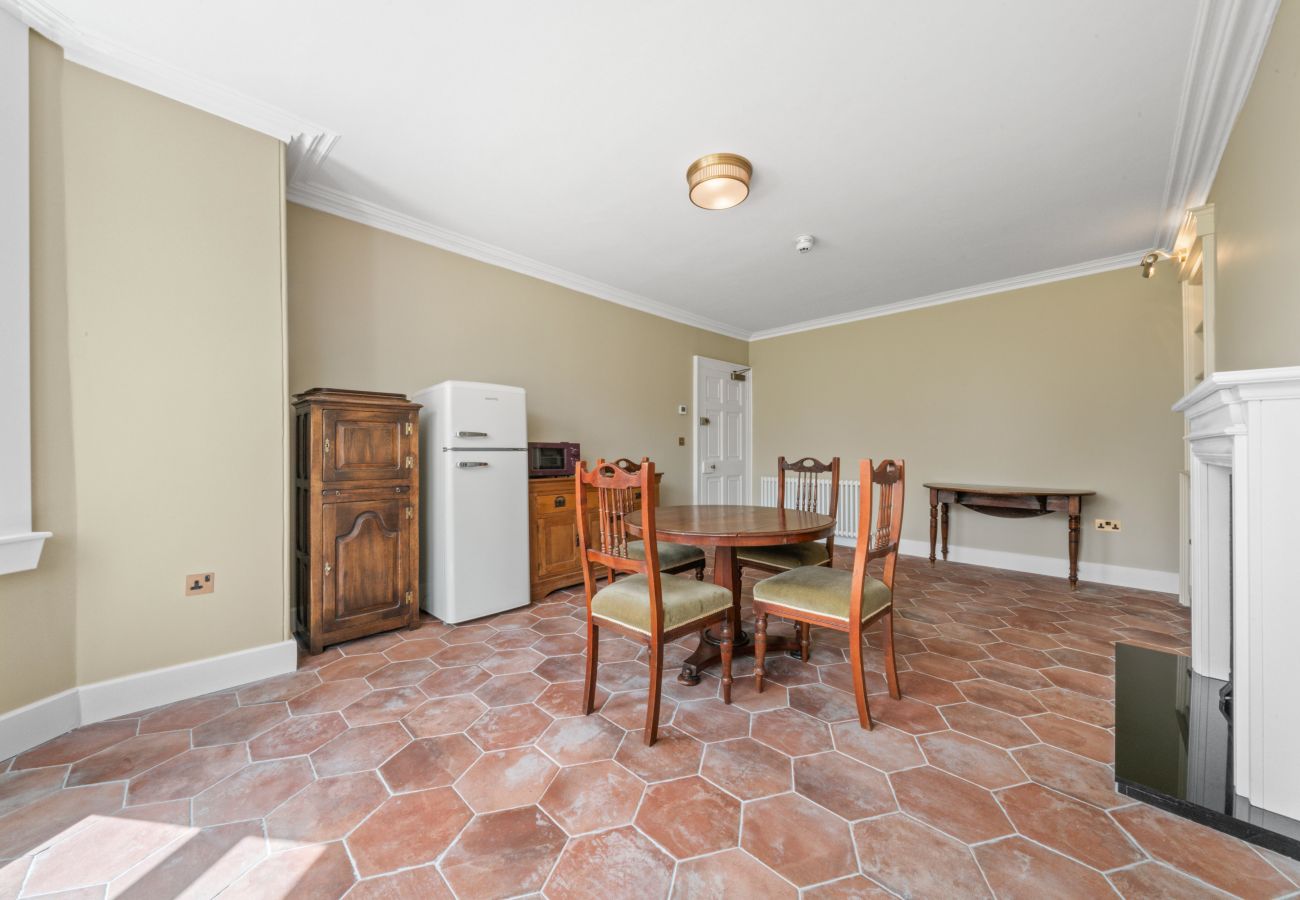 Rent by room in Onich - Cuilcheanna House - Islay Room 