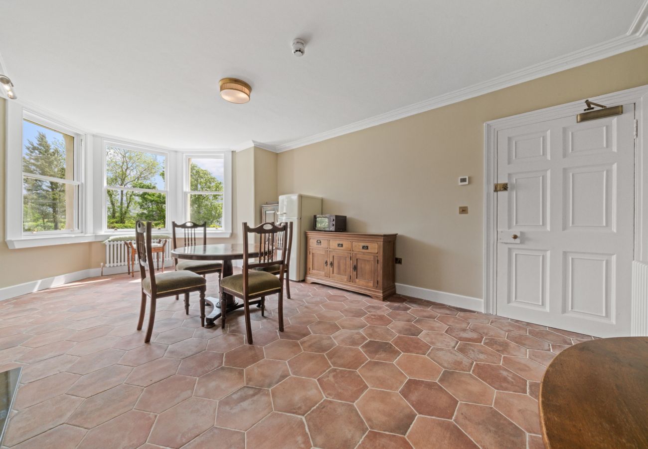 Rent by room in Onich - Cuilcheanna House - Islay Room 
