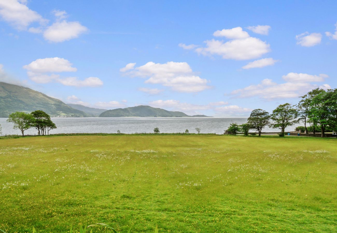 Rent by room in Onich - Cuilcheanna House - Islay Room 