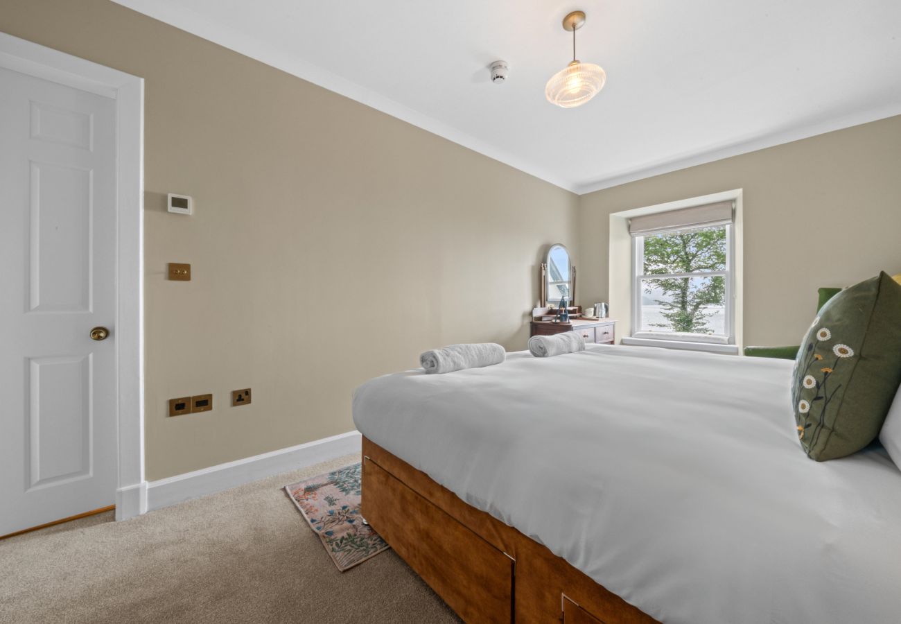 Rent by room in Onich - Cuilcheanna House - Arran Room 