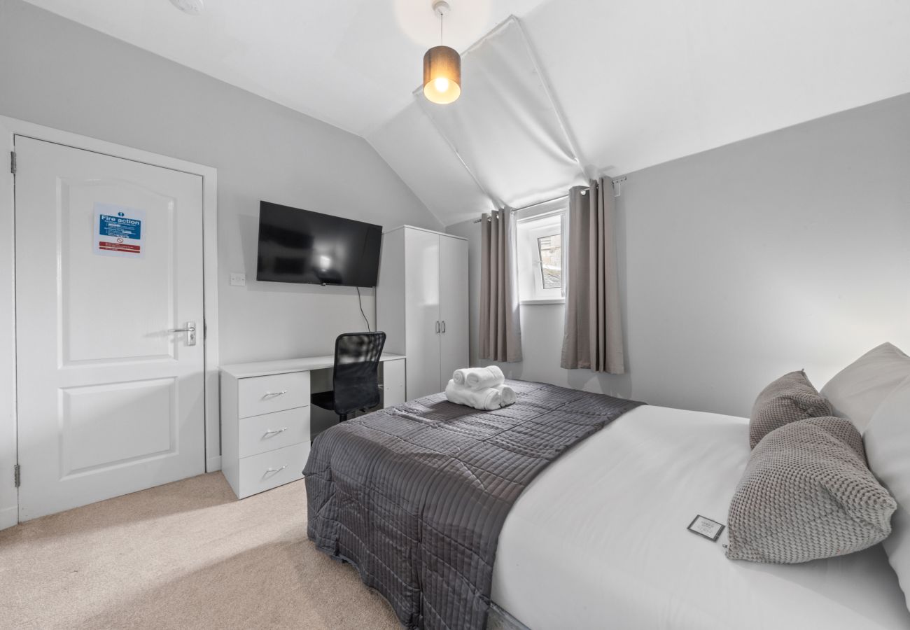 House in Bannockburn - Modern 5-Bedroom House - Bannockburn