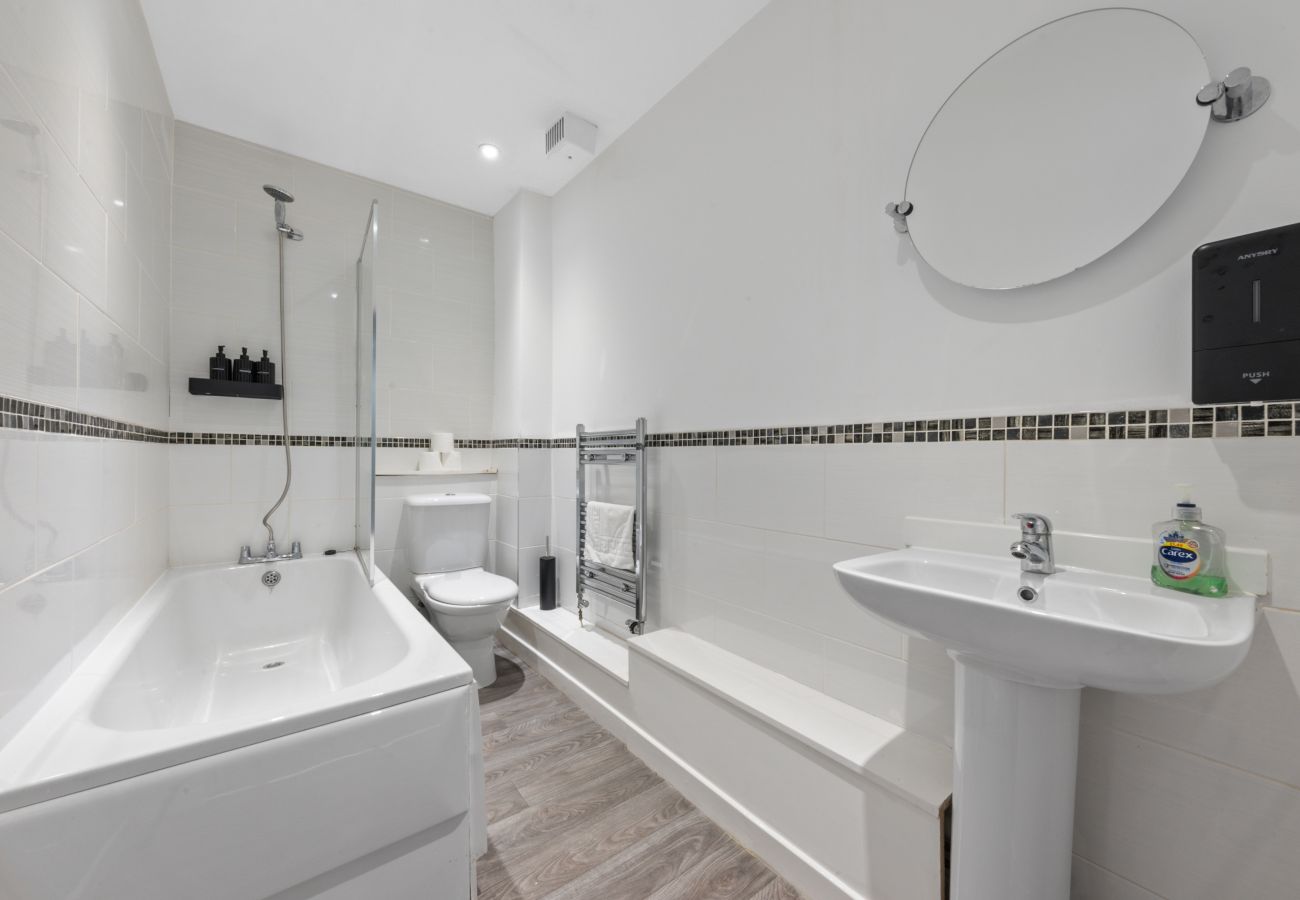 House in Bannockburn - Modern 5-Bedroom House - Bannockburn
