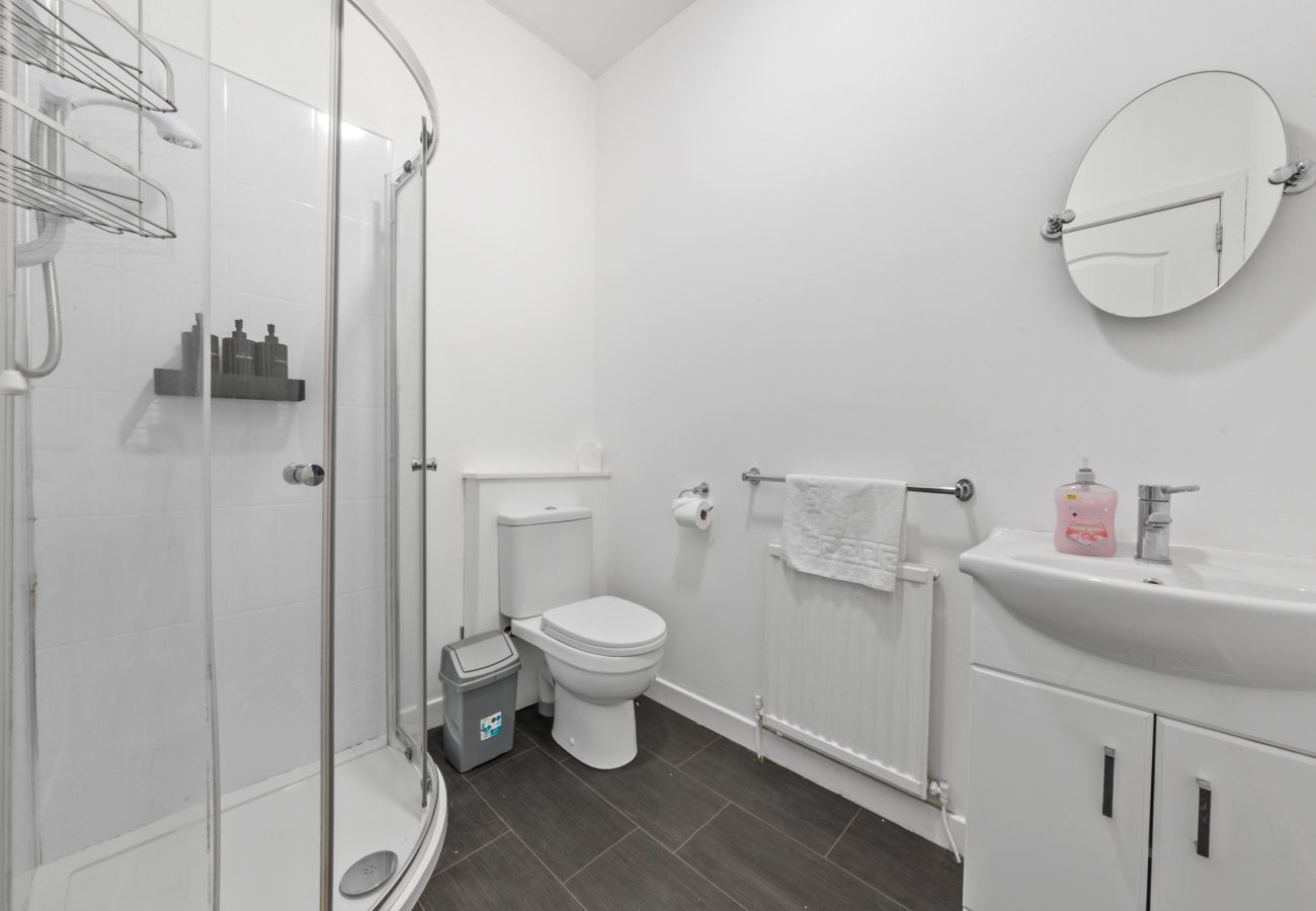 House in Bannockburn - Modern 5-Bedroom House - Bannockburn