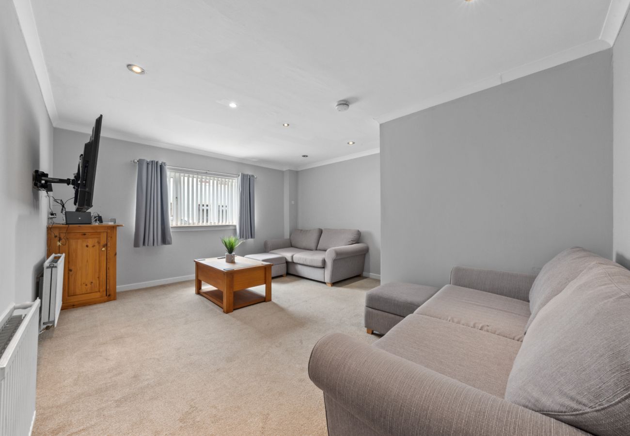 Rent by room in Bannockburn - Modern Bannockburn Guest House -  Room 2