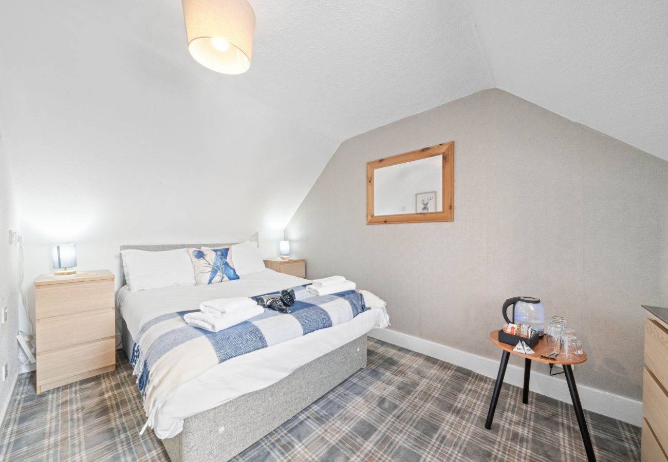 Rent by room in Inverness - Cloudhowe Cottage Guest House -  Room 3