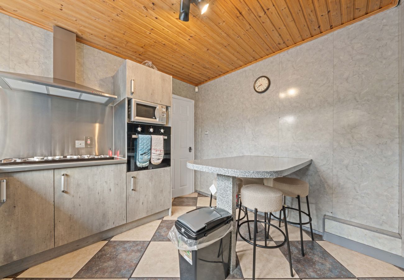 House in Edinburgh - Strathalmond 4 Bedroom House - Edinburgh