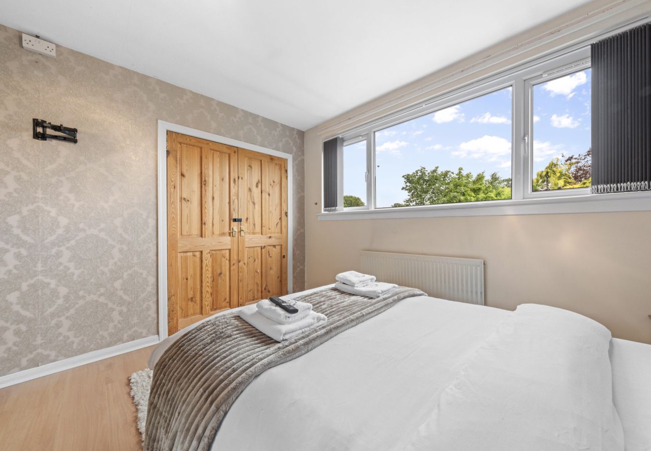 House in Edinburgh - Strathalmond 4 Bedroom House - Edinburgh