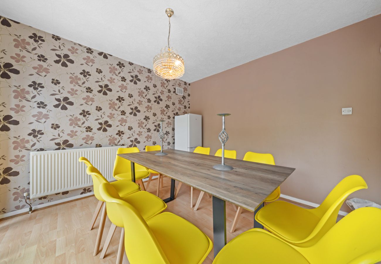 House in Edinburgh - Strathalmond 4 Bedroom House - Edinburgh