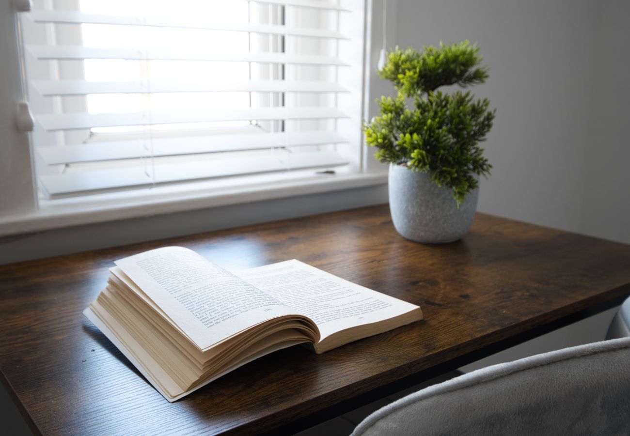 House in Bristol -  Crediton Cosy 3 Bedroom House - Bristol 	